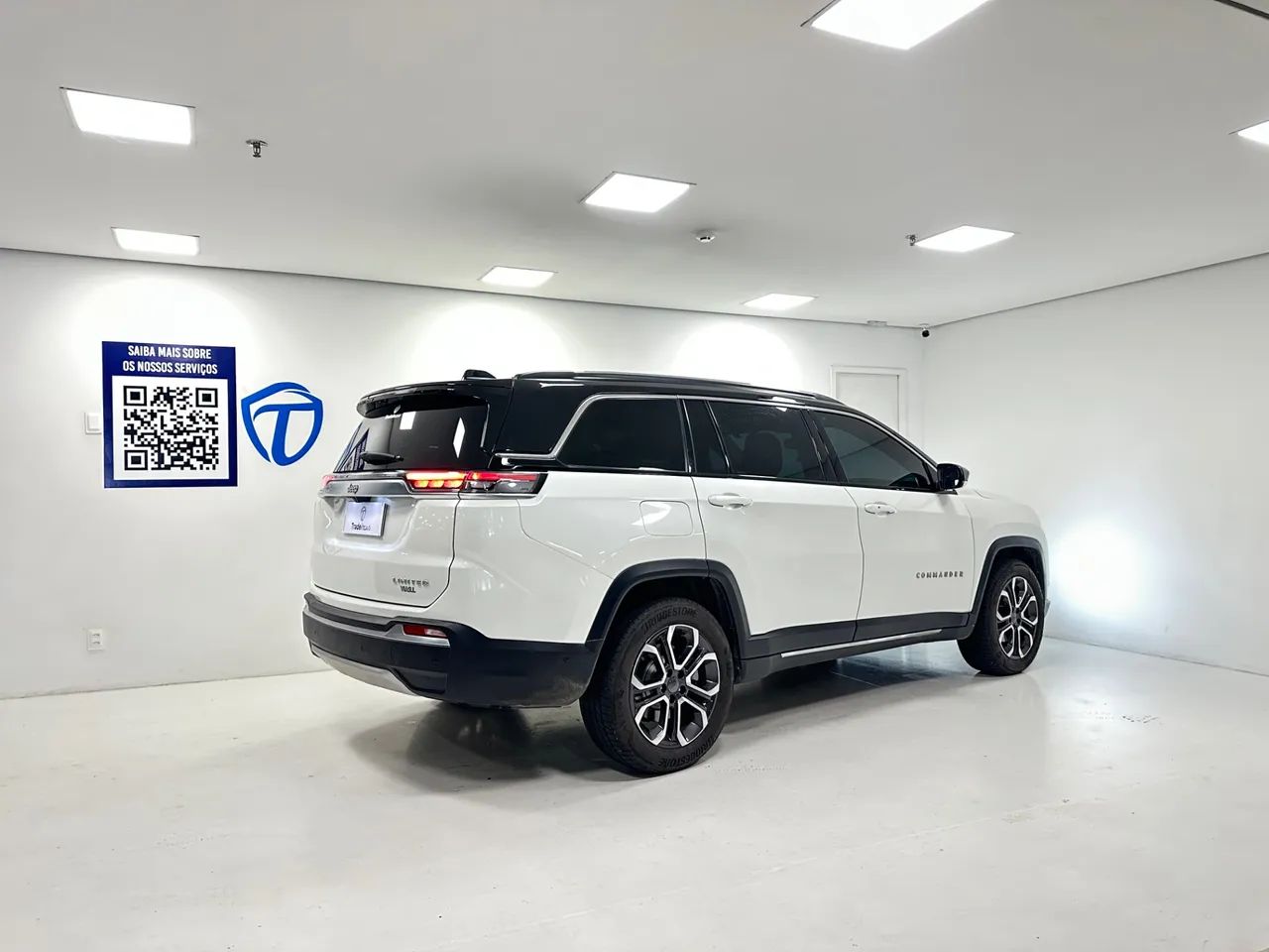 JEEP COMMANDER Limited T270 (7 Lugares) - 1.3 Turbo Flex - 2025  - Foto 2