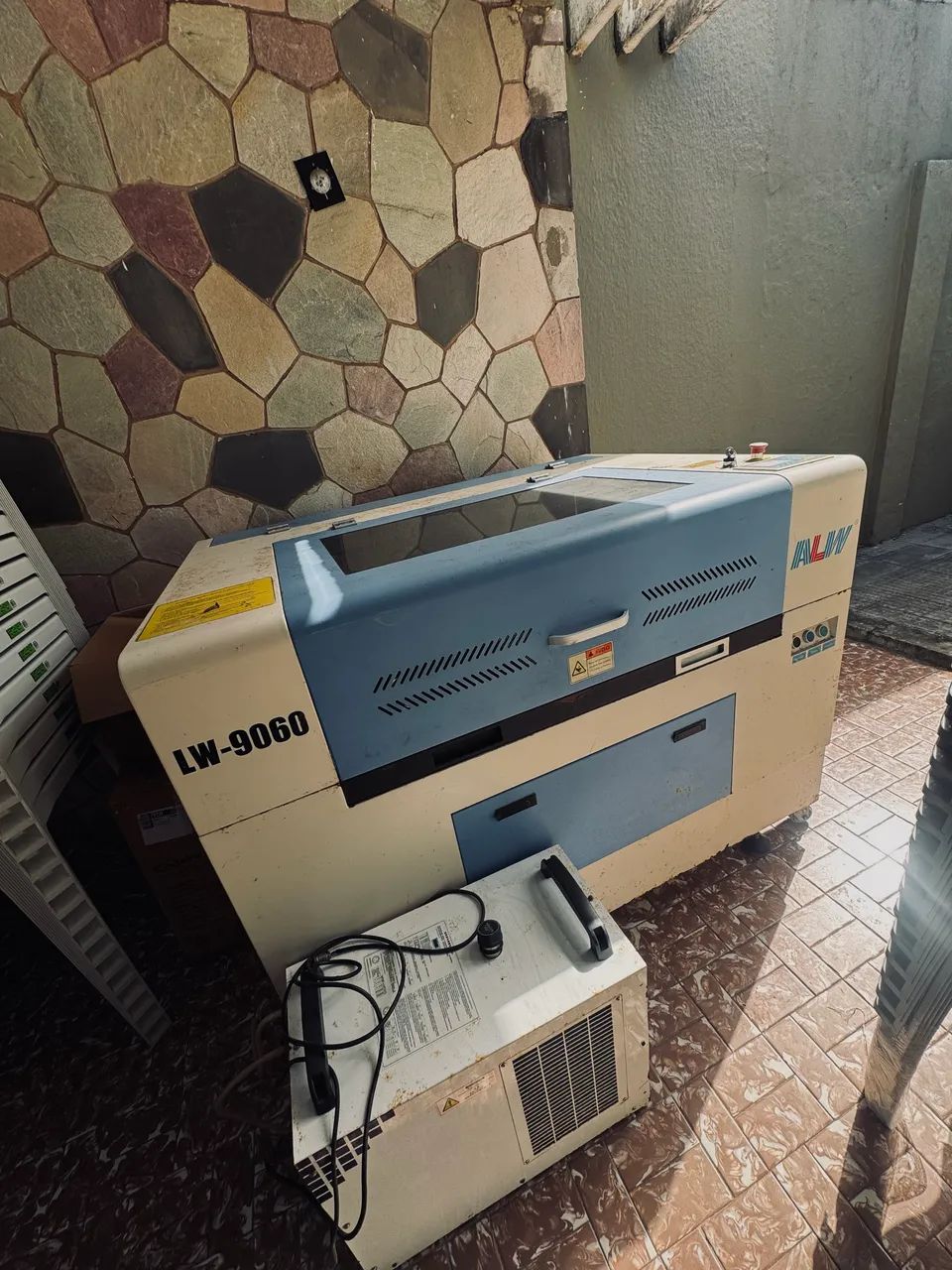 MÁQUINA DE CORTE A LASER LW 9060