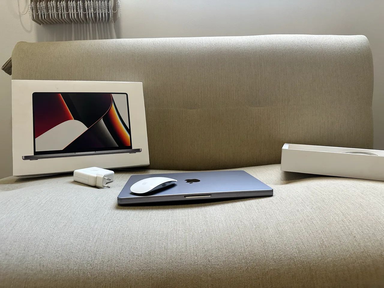 MacBook Pro 14? M1 Pro (2021) + Magic Mouse - Notebooks - Santo