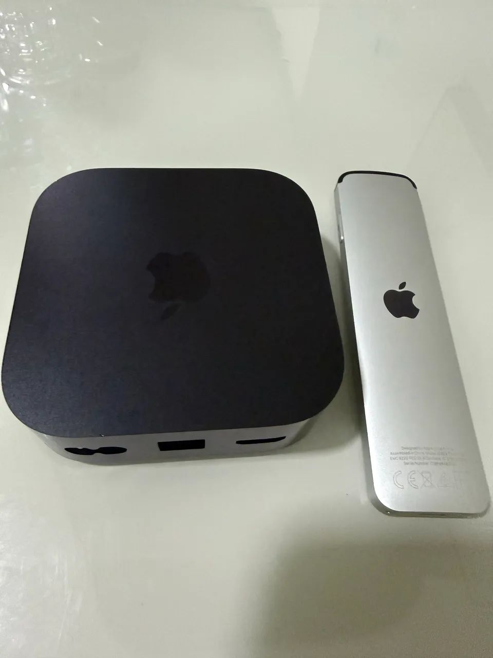 テレビ Apple TV 4K 128GB Wi-Fi+ Ethernet Apple TV 4K Wi‑Fi + Ethernet com 128 GB de armazenamento - Apple (BR)