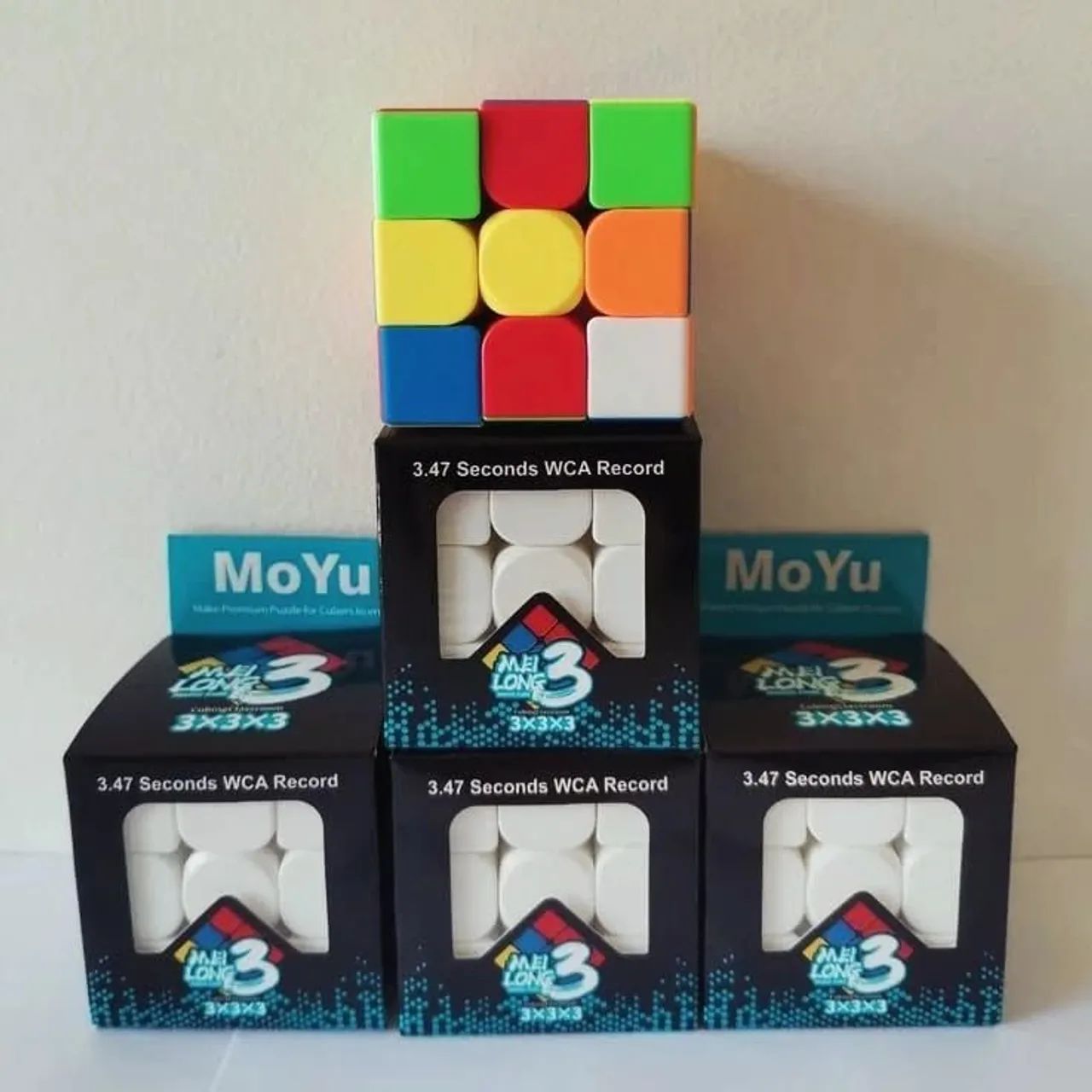 Cubo Mágico Profissional MoYu 3x3x3