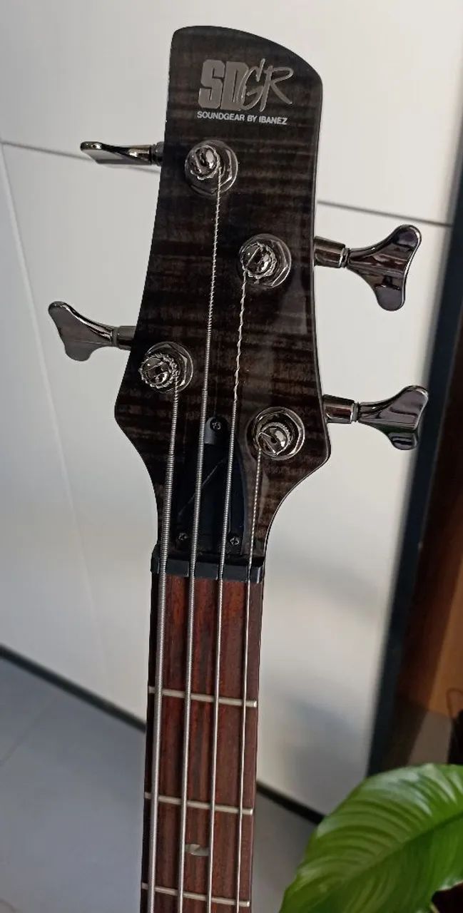 Baixo ibanez com EMG srt800dx - Foto 3