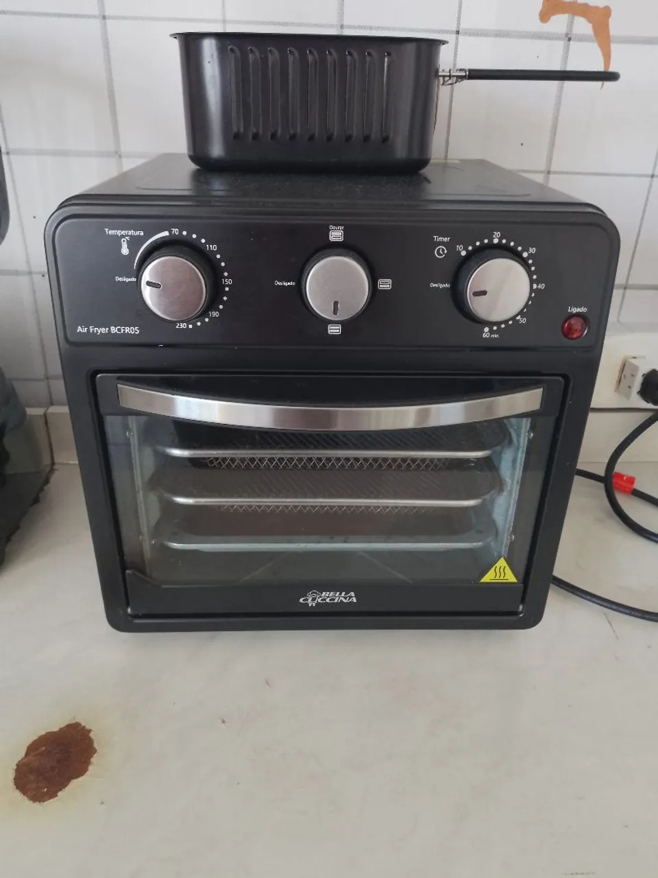 Air Fryer Bella Cucina BCFR05 - semi nova 300 reais pra hoje