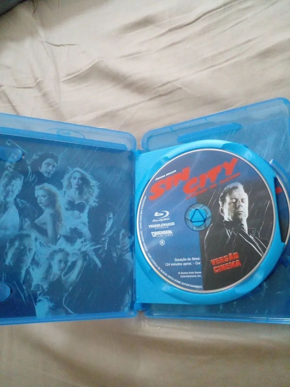 Sin City - A Cidade do Pecado (Blu-Ray) Duplo - Foto 2