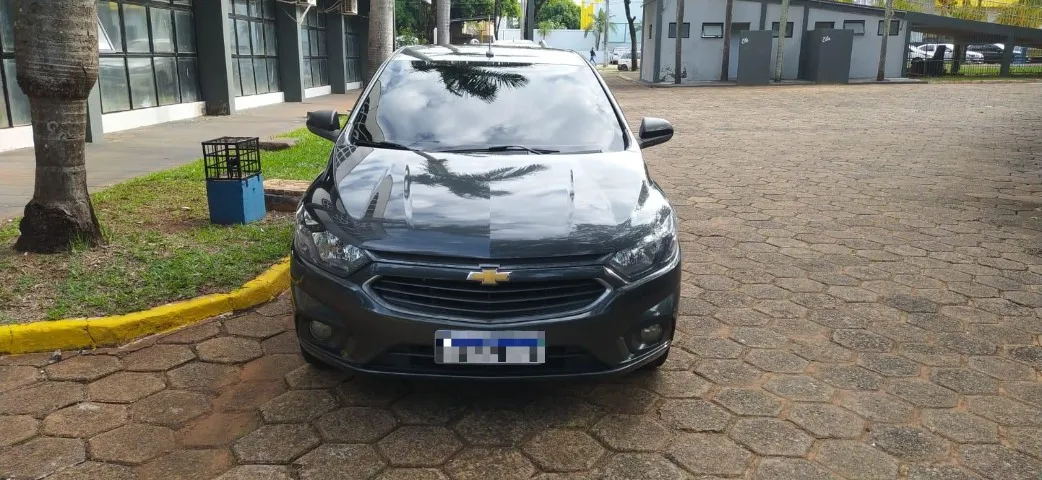 Chevrolet Onix LT 1.0 2018 6 marchas completo
