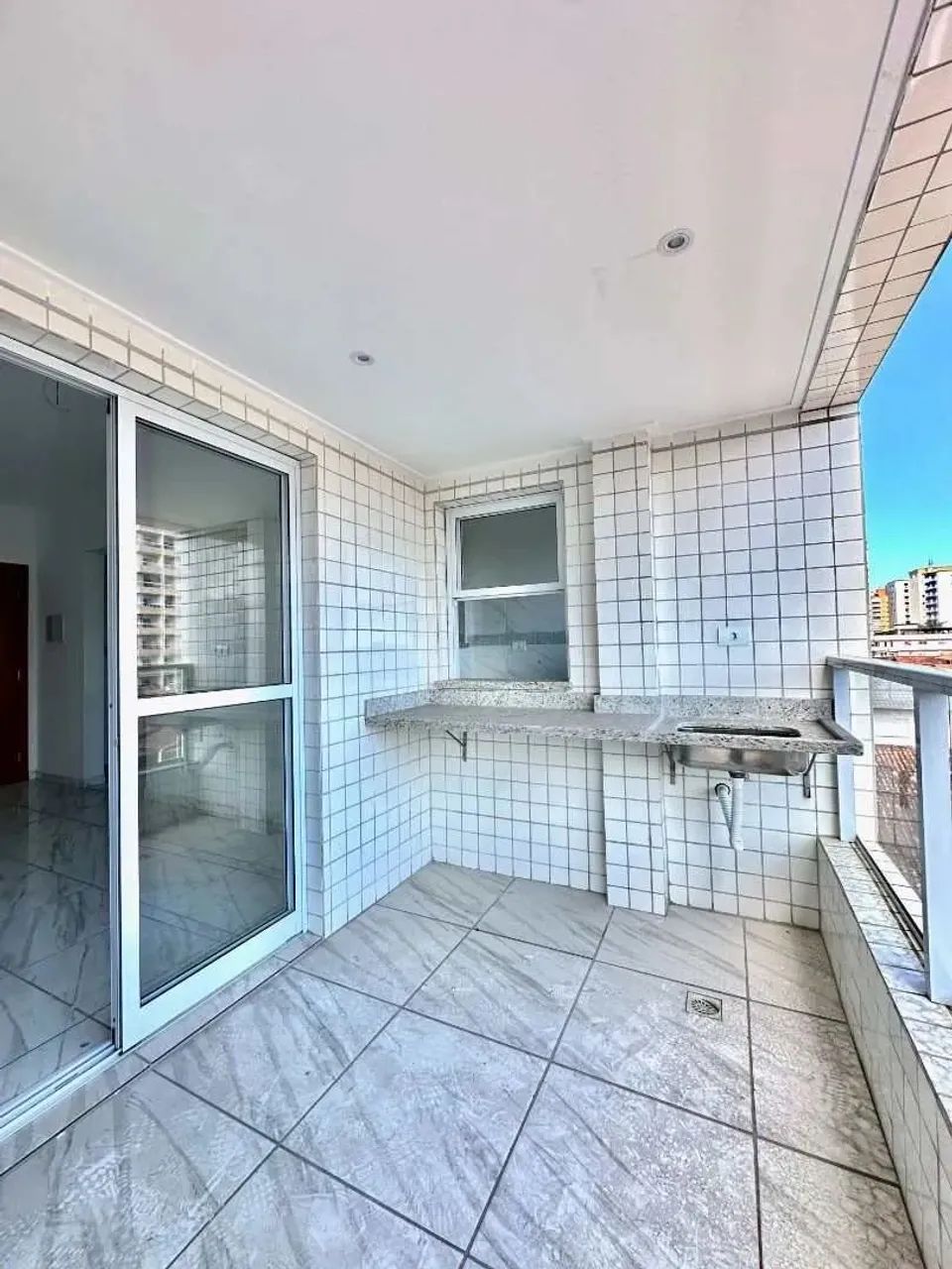 Apartamento com 2 dormitórios à venda, 62 m² por R$ 380.000 - Vila Guilhermina - Praia Gra - Foto 5