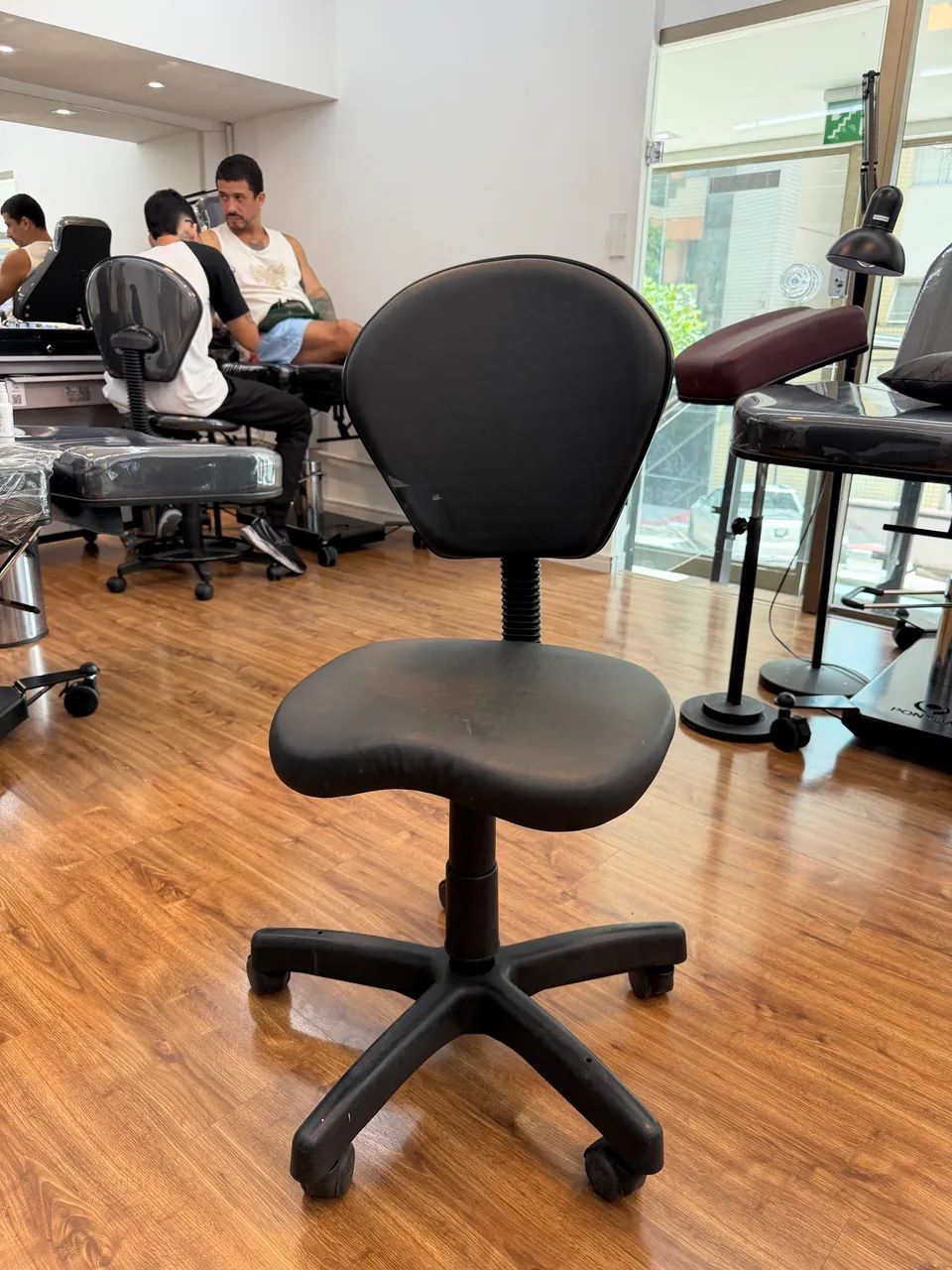 Cadeira de escritório (mocho da pontual) - Foto 4