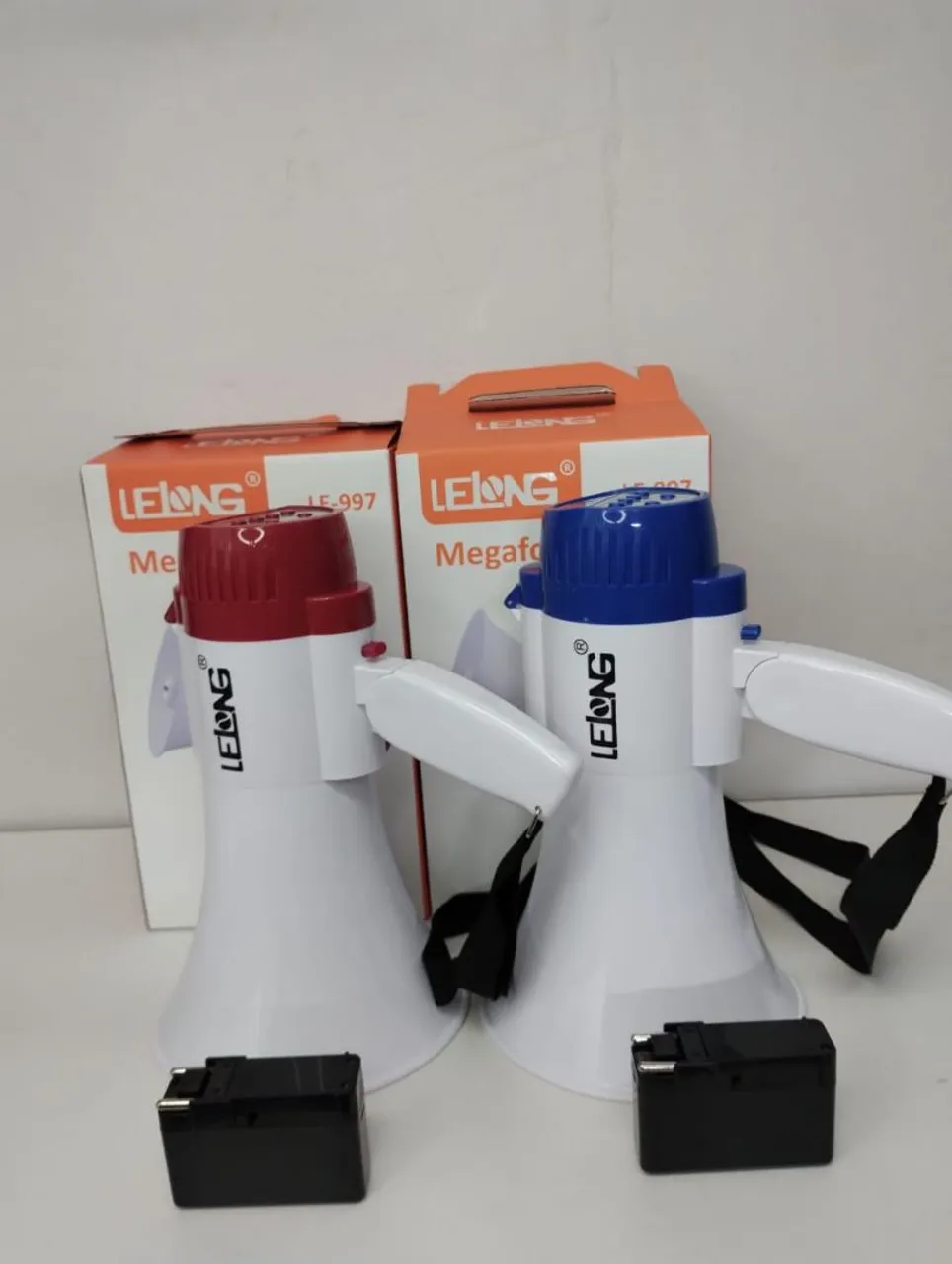 Megafone Leiong LE-997 - Qualidade e Potência!