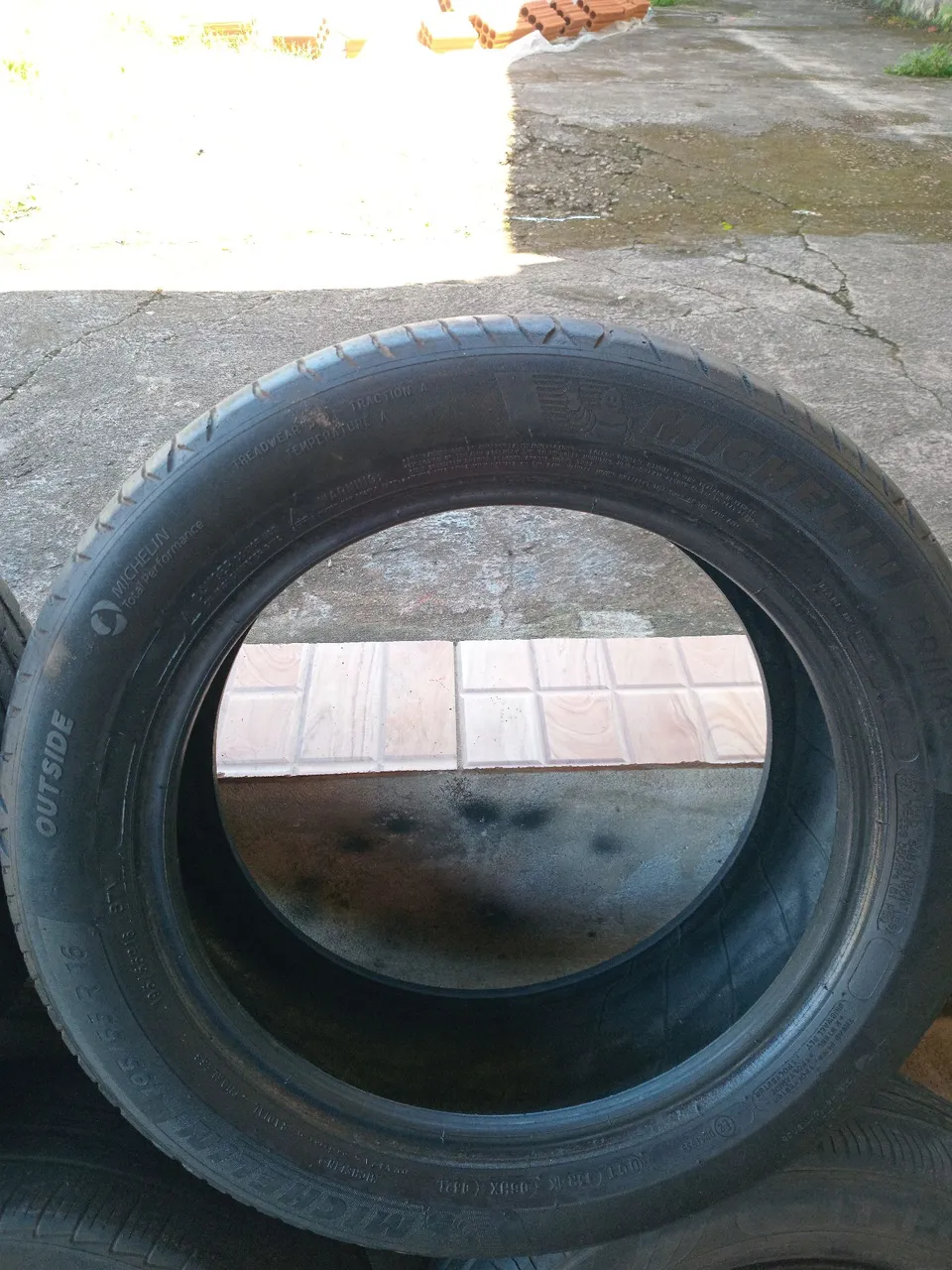Pneu R16