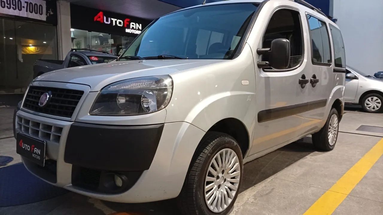 Fiat Doblo Essence 1.8 Flex 16V 5P 2021