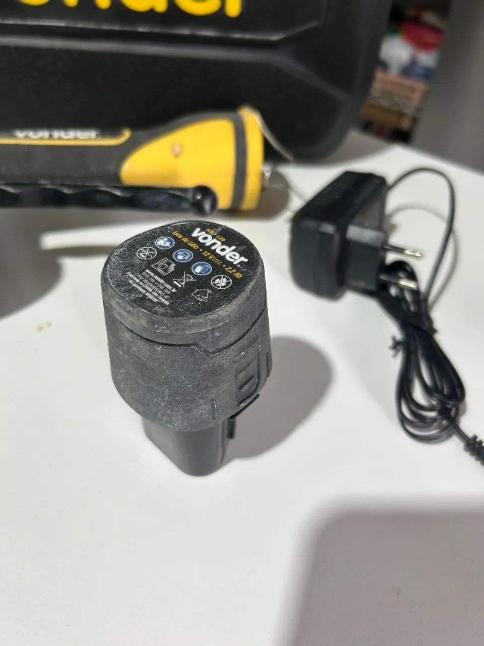 Maquina Assentar Piso MAP120 Bat 12v - Foto 3