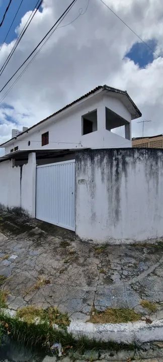 Casa Primeiro Andar no Bairro dos Ipês