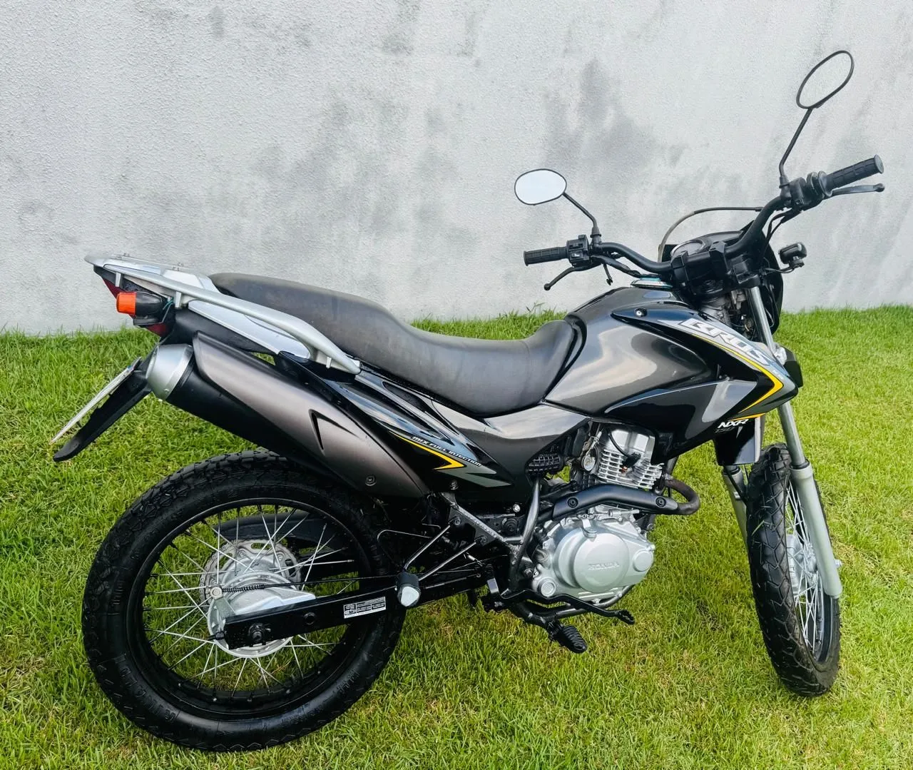 Moto Honda NXR Bros