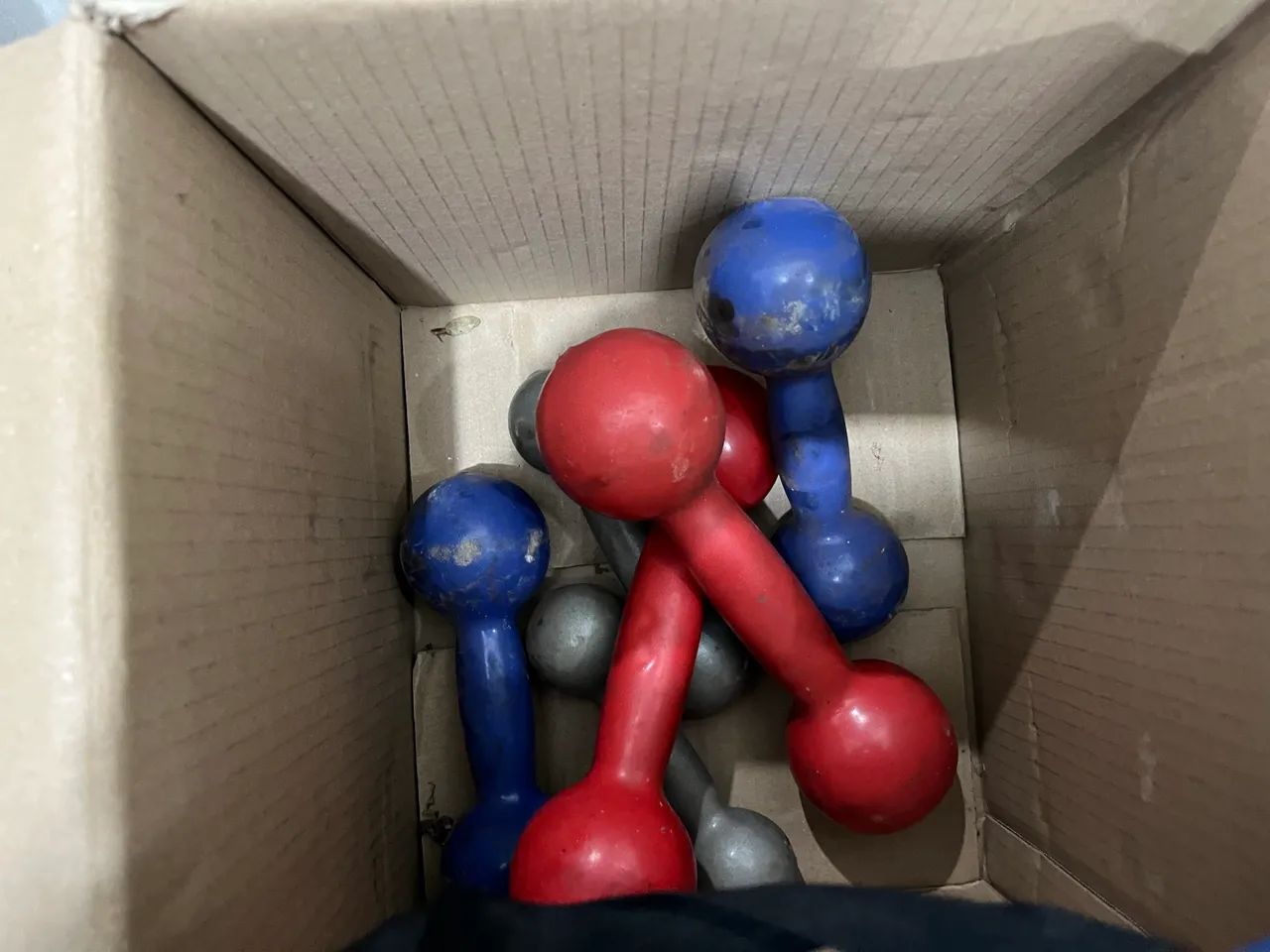 Itens diversos para doação 63824634784897120