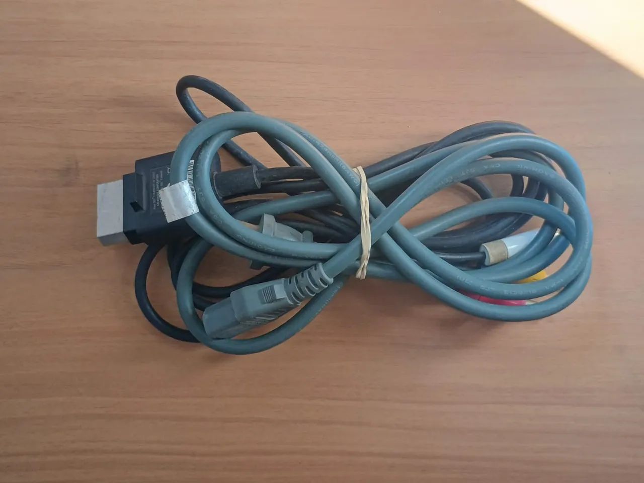 Xbox 360 fat branco, gaveta quebrada e não abre - Foto 2