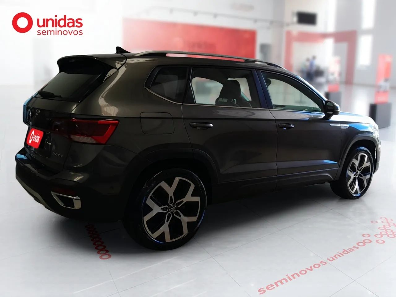 Volkswagen Taos Highline 1.4 250 TSI Flex AUT 2024 - Foto 4