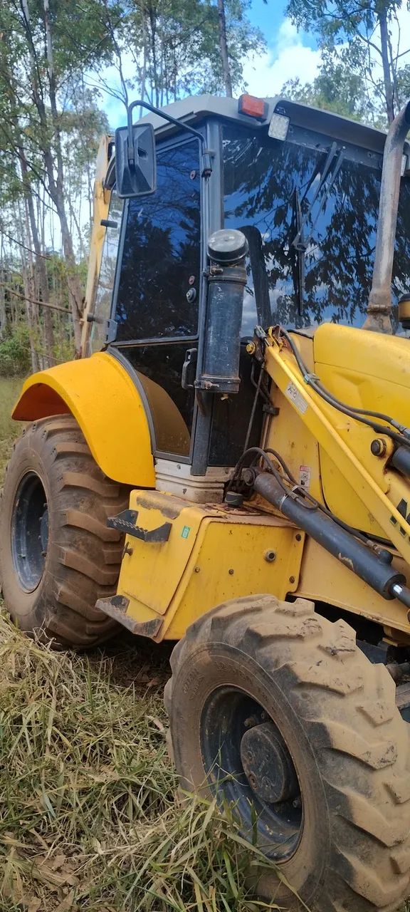 Retroescavadeira New Holland b95b 2014 - Foto 2