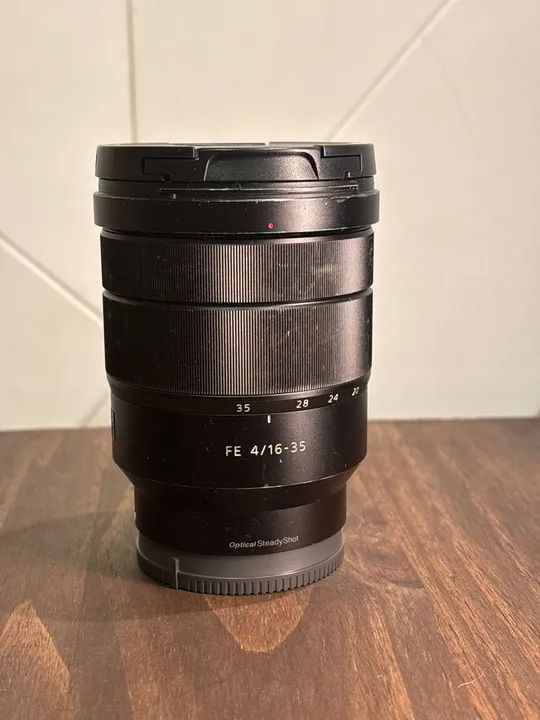 Cinemática Lente Sony FE 16-35mm F4 Zeiss OSS