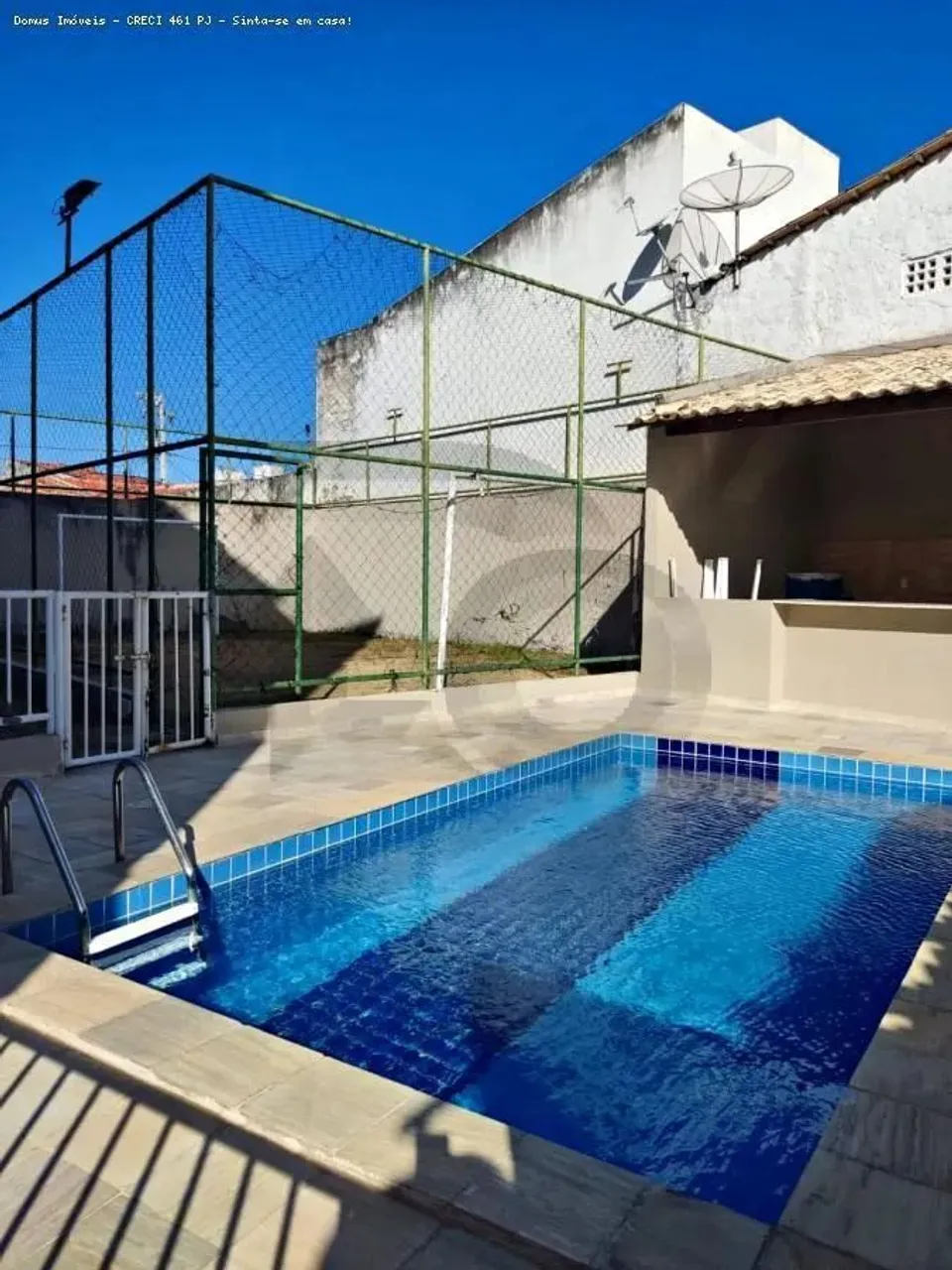 Apartamento no Condomínio Villa Solare com 2 Quartos, Varanda, Garagem e Lazer