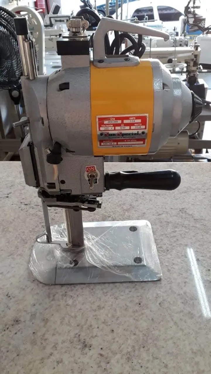Máquina de Corte de Tecido Sun Special