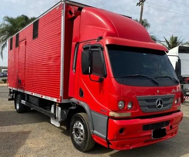 Mb Accelo 815 4x2 - 2012 baú  - Foto 2