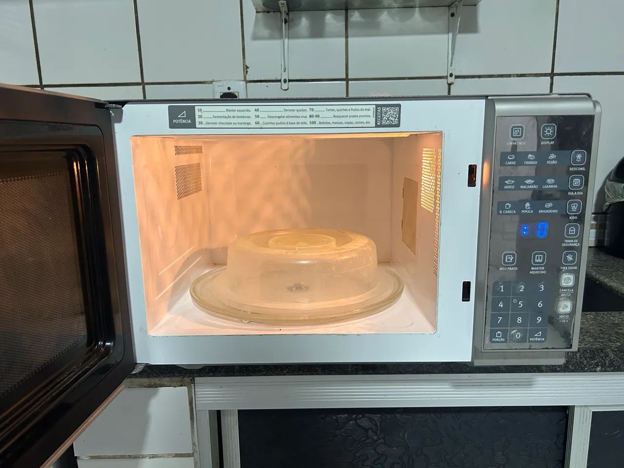 Microondas Electrolux 31L espelhado - Foto 5