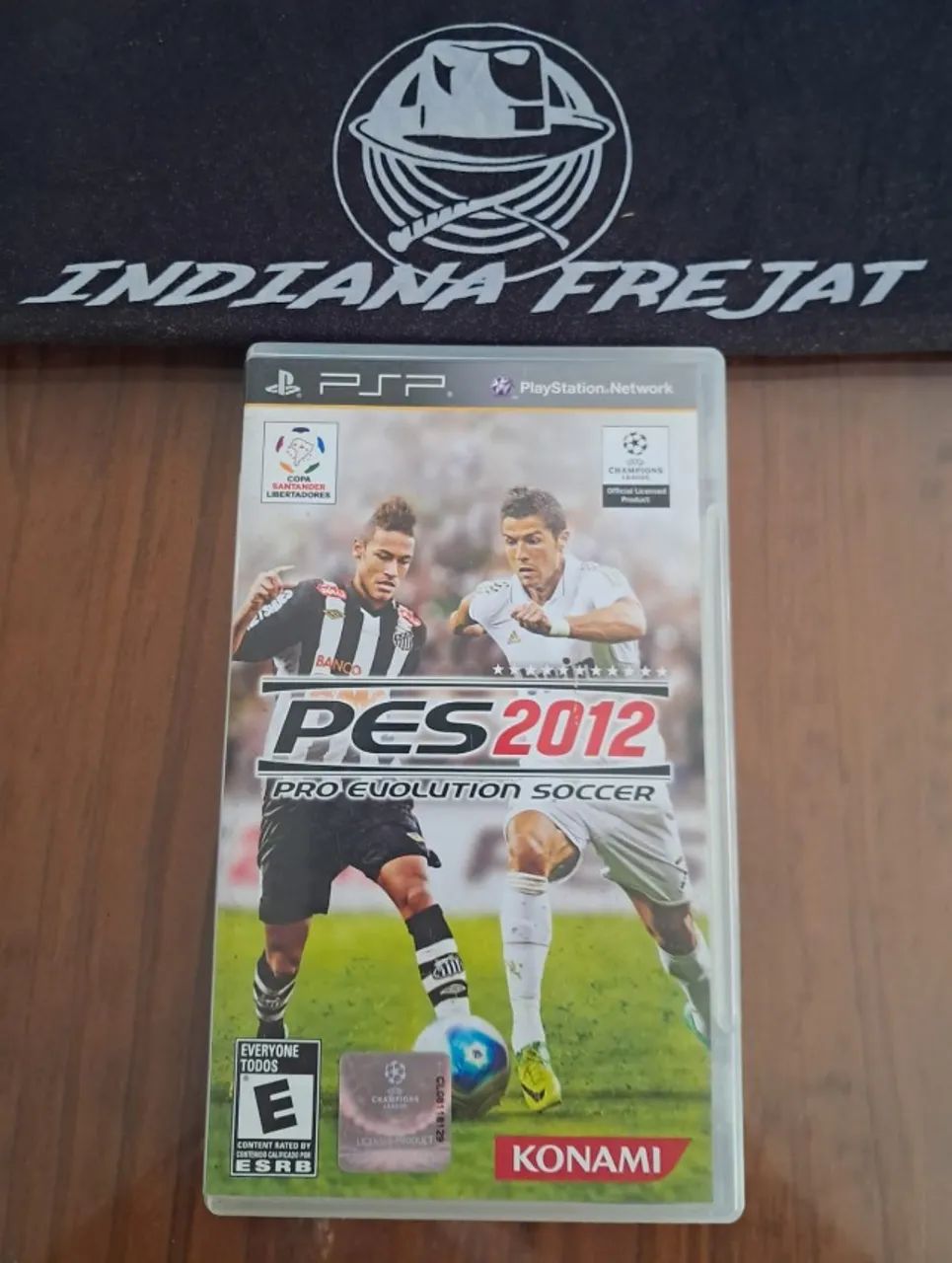 Jogo de PSP Pro Evolution Soccer 2012 Psp Original - Jogos de