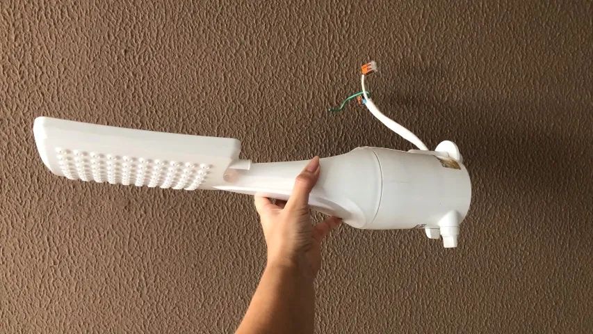 Chuveiro Ducha Lorenzetti Loren Shower Eletrônico Branco 6800w 220V - Foto 2