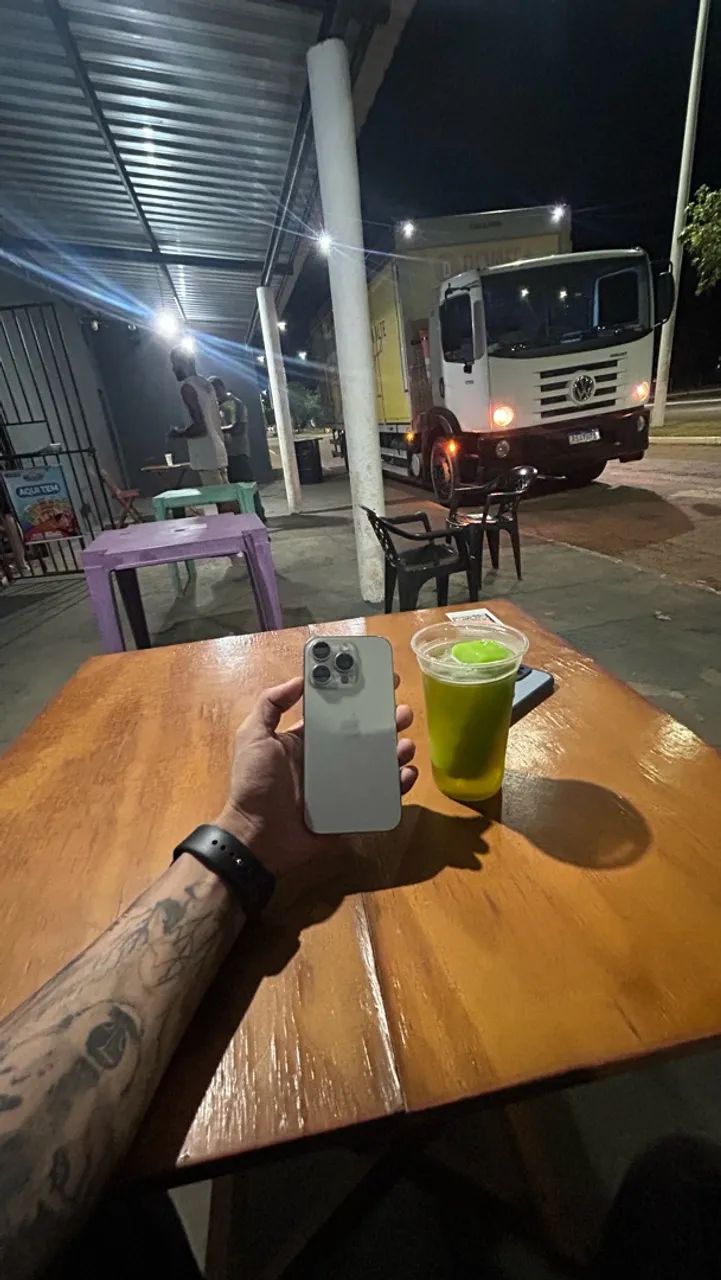iPhone 16 pro  - Foto 4