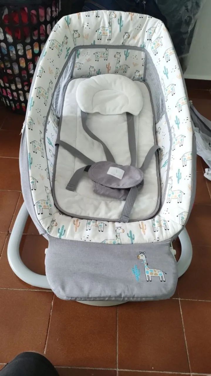 Cadeirinha de balanço para bebê que toca música  - Foto 4