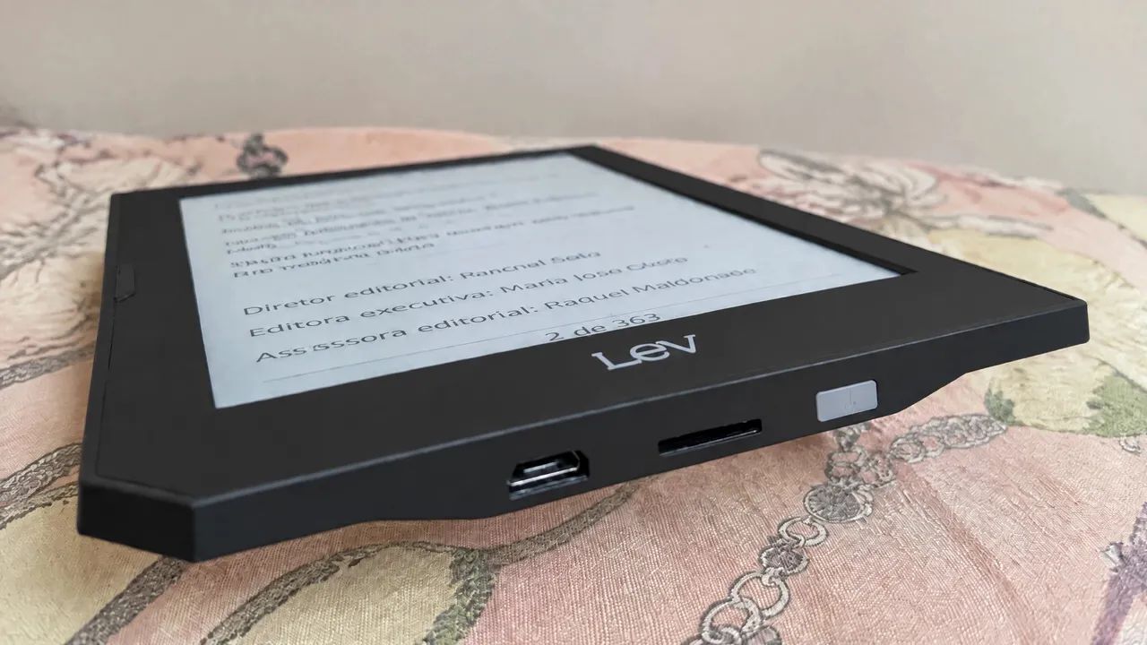 E-reader Saraiva Lev Neo com iluminação - quase novo - Foto 3