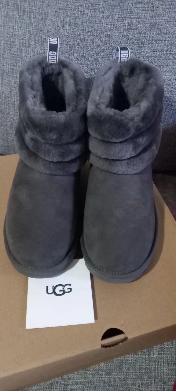 BOTA UGG CINZA - Foto 4