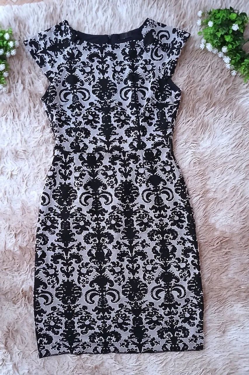 VESTIDO USADO 1 VEZ - Foto 5