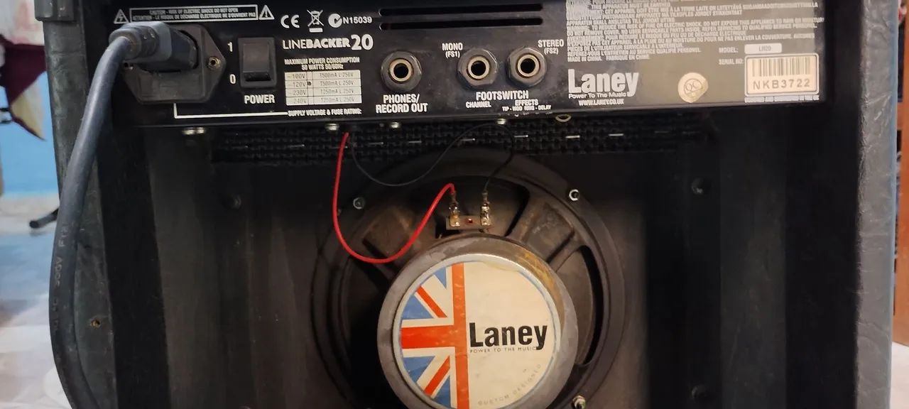 Amplificador Laney Inglês  - Foto 3