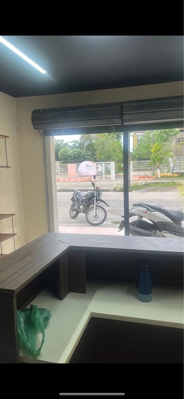 BALCÃO DE MDF EM L