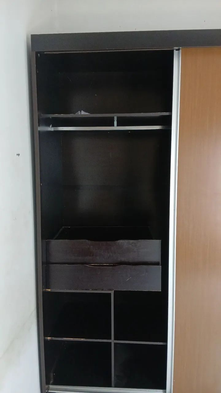 Guarda Roupa com espelho grande 2.5x3m  - Foto 3