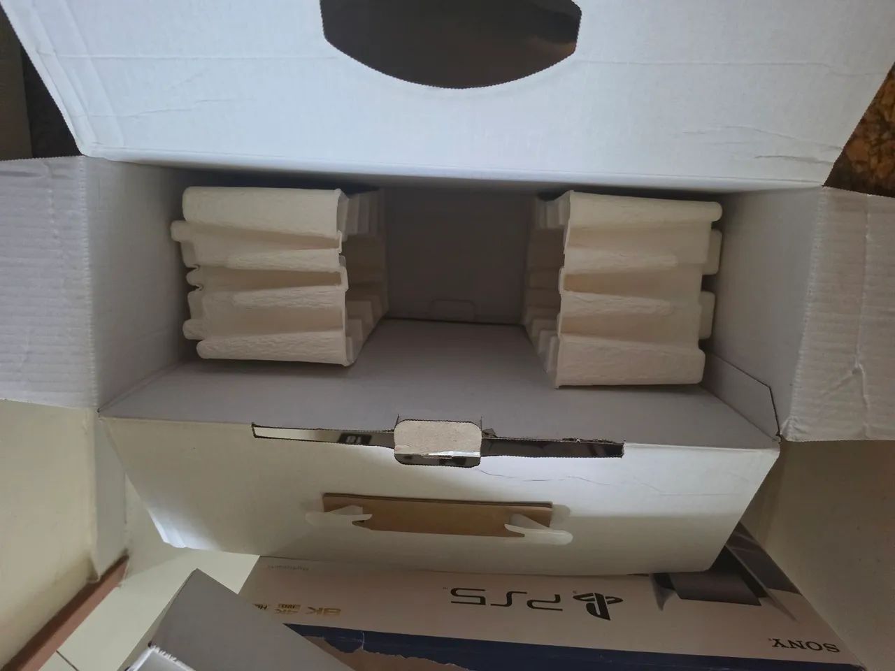 Playstation 5 Fat Só A Caixa completa com berço - Foto 3