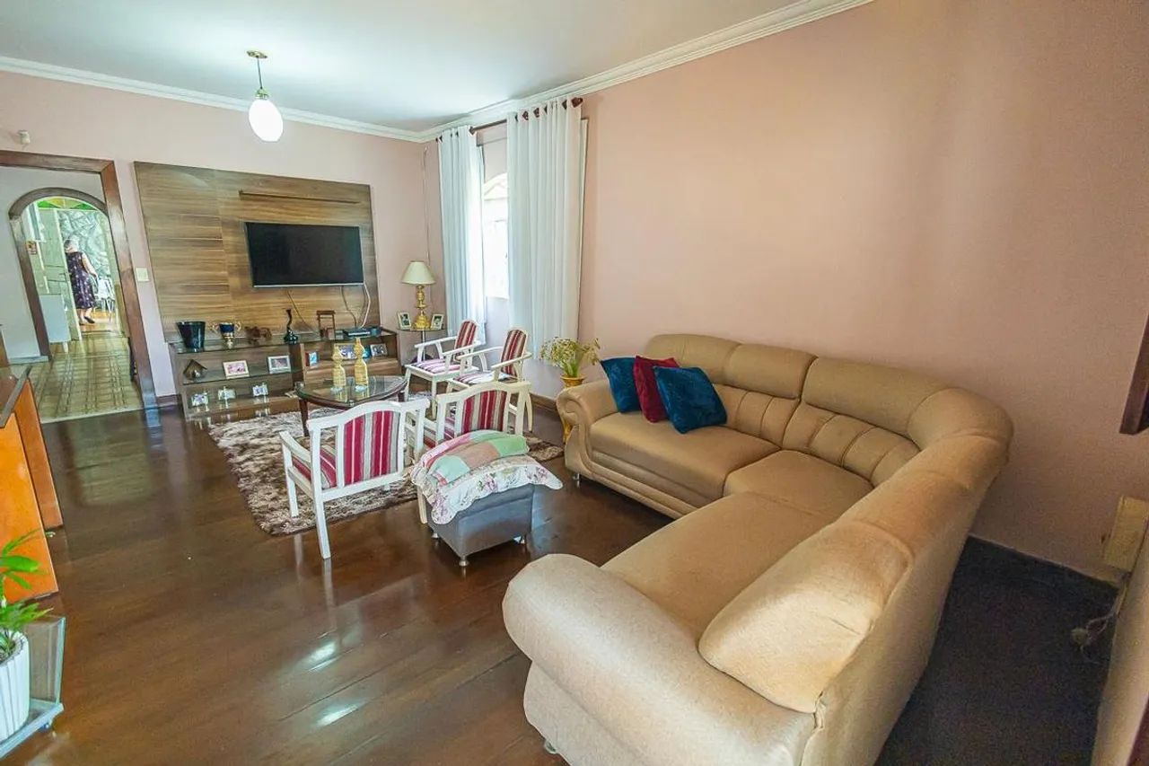 Casa à Venda - Floramar, 5 Quartos, 352 m2 - Foto 2