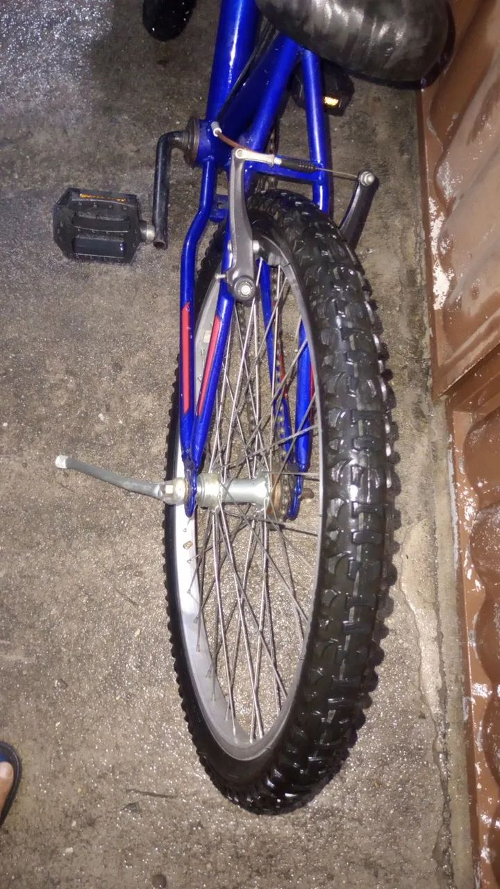 Ótima bike aro 24 - Foto 2