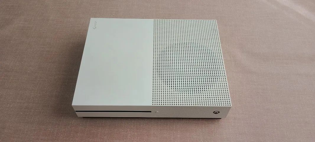 Xbox One S 1TB com Controle e Caixa Original - Foto 3