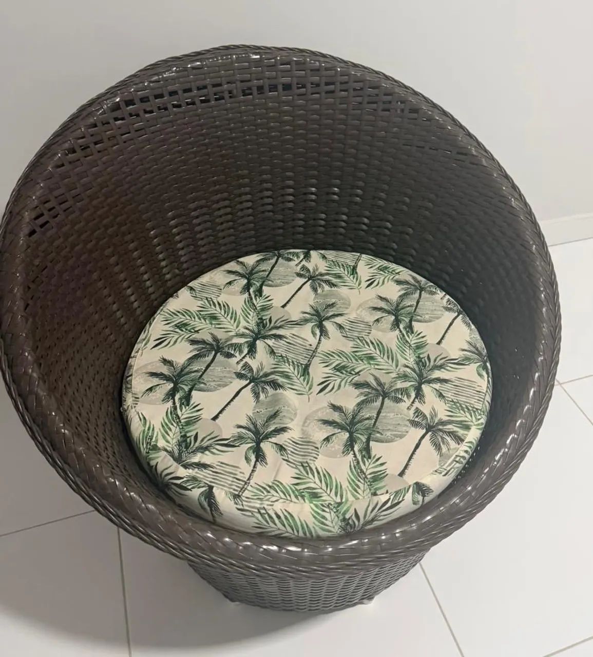 Jogo de terraço alto padrão 4 cadeiras e mesa centro