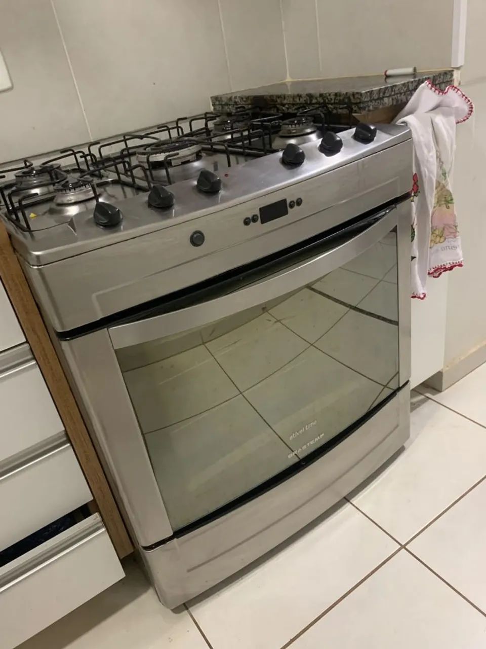 Fogão 5 bocas, Brastemp.