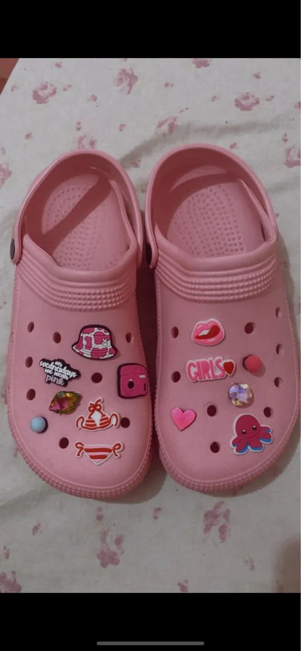 Crocs 