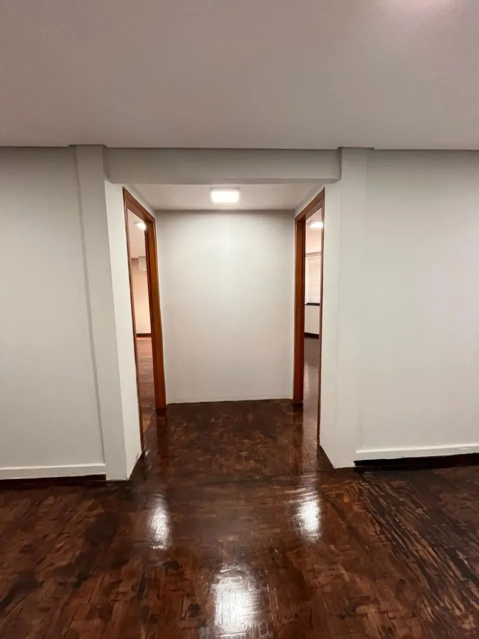 COD-572- SALA COMERCIAL PARA LOCAÇÃO  EDIFÍCIO CENTRO COMERCIAL Campo Grande/MS. - Foto 4