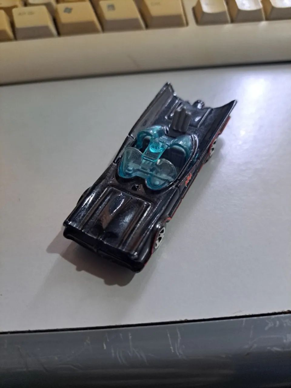 Carrinho hot wheels batman - Foto 3