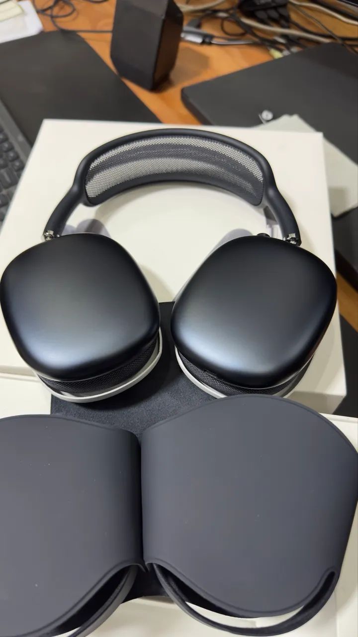 Air Pods MAX (USB-C)