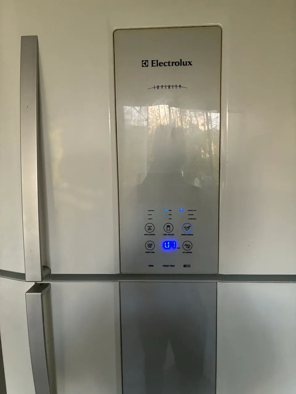 Geladeira Electrolux DF80 em perfeito estado - Foto 2