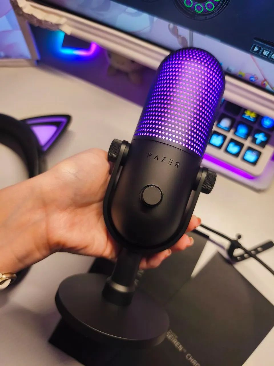 Razer microfone Seiren V3 pro Chroma - Foto 2