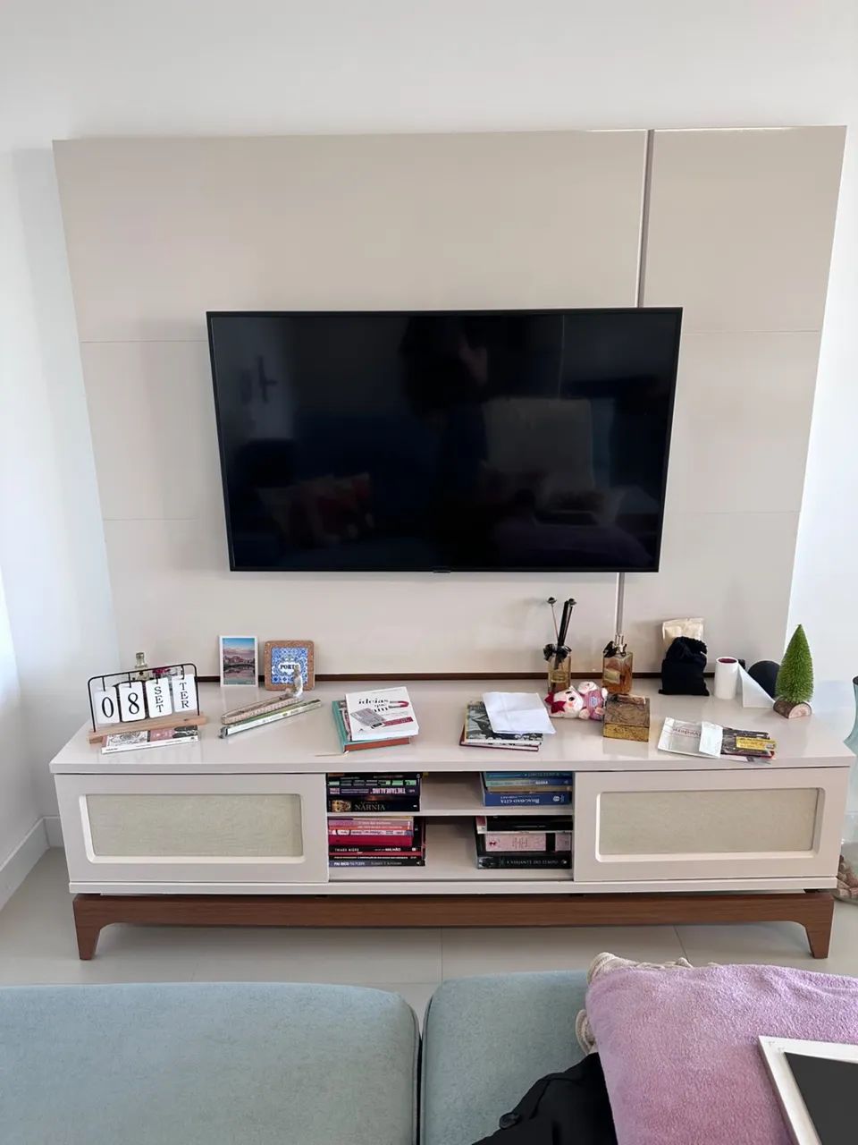 Painel de TV com Hack e Luz de Led