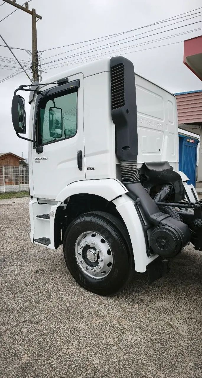 Volkswagen 24280 8x2 ano 2020 chassi 9,30mt - Foto 3